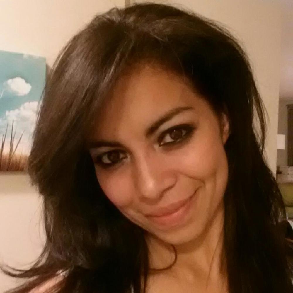 Meet your Posher, Adriana